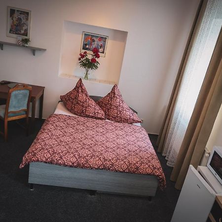 Hotel Apartment Faraon Румбурк Экстерьер фото