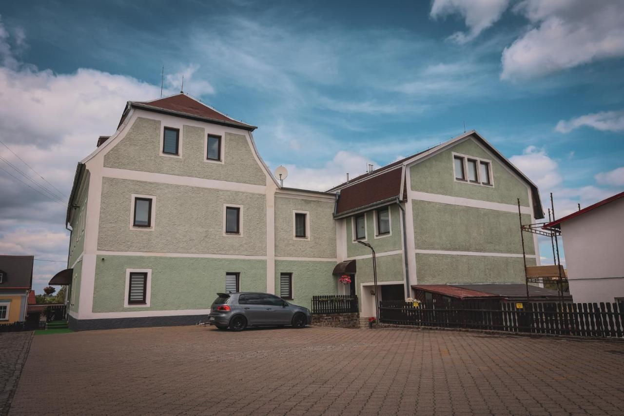 Hotel Apartment Faraon Румбурк Экстерьер фото
