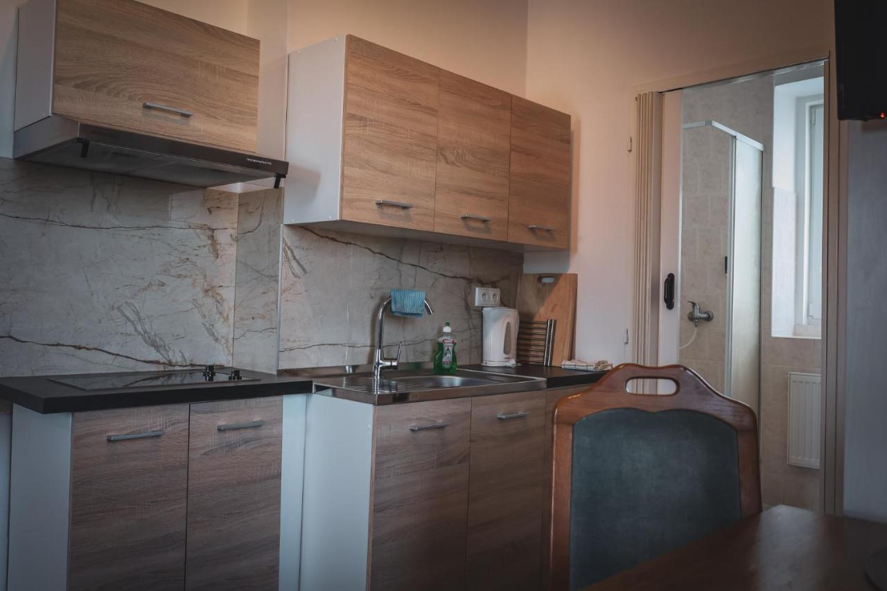 Hotel Apartment Faraon Румбурк Экстерьер фото