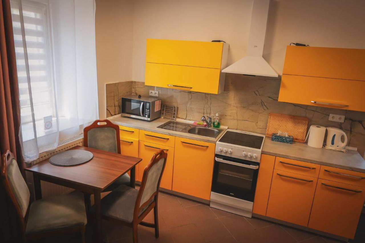 Hotel Apartment Faraon Румбурк Экстерьер фото